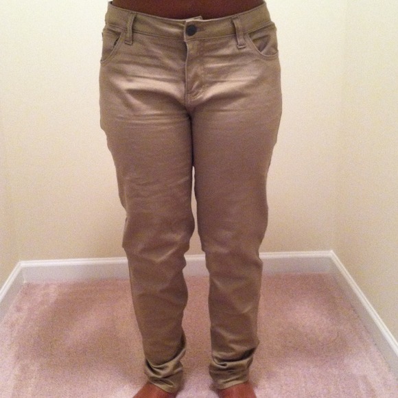 Celebrity Khaki Pants