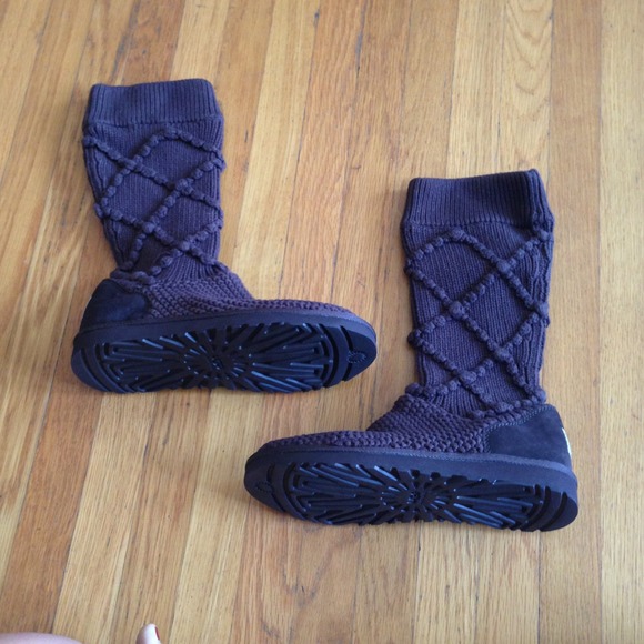 UGG Classic Argyle Knit Brown