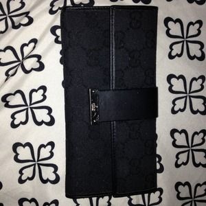 Gucci wallet