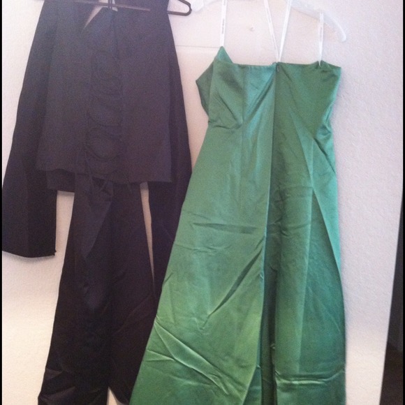Gowns... Buy together or separate! - Picture 2 of 2