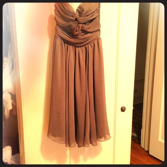 Gray, sweetheart neckline, crinkle chiffon dress