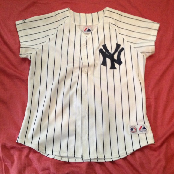 Derek Jeter Yankees baseball jersey