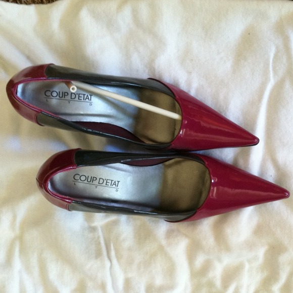 Size 8.5M pumps