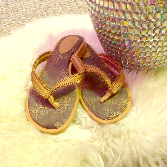 Guess Summer Slides