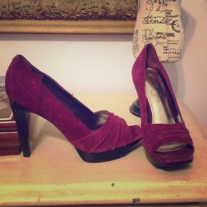 Jessica Simpson heels