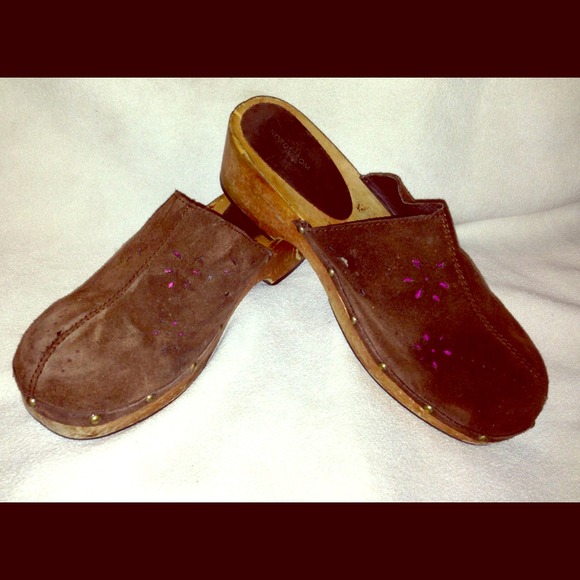 🔆 Nordstroms Clogs 🔆