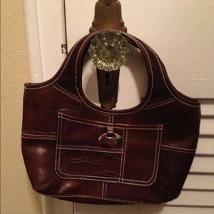 Brand NEW Nine West purse.  Awesome front detail!!