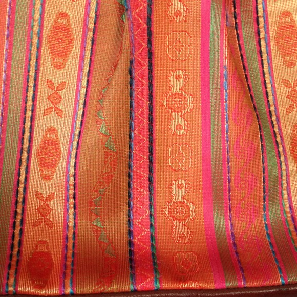 Tribal Handbag - Picture 2 of 4