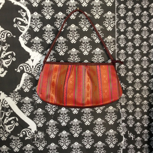 Tribal Handbag - Picture 3 of 4