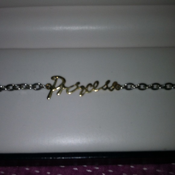✖Bundled! Sold! 🔶Princess bracelet