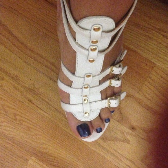 Steve Madden scrappy  5 inch sandals