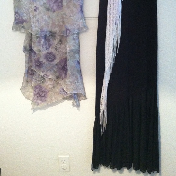 Gowns... Buy together or separate! - Picture 2 of 2