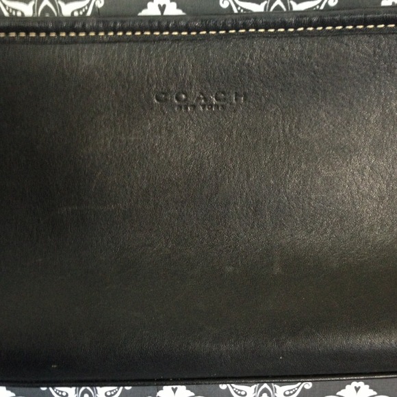 Vintage Coach Cross-body Purse - Picture 2 of 4