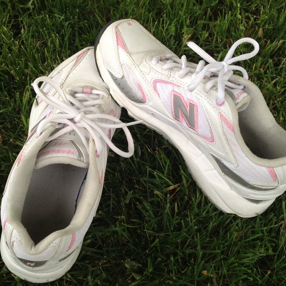 🌸 White with pink NB shoes!!!💞SOLDSOLDSOLD!!!!💞