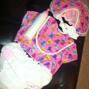 Adult baby costume 🎀 comes with all above!