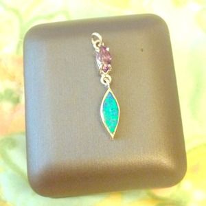 🎉REDUCED🌟Silver, Amethyst & Fire opal pendant