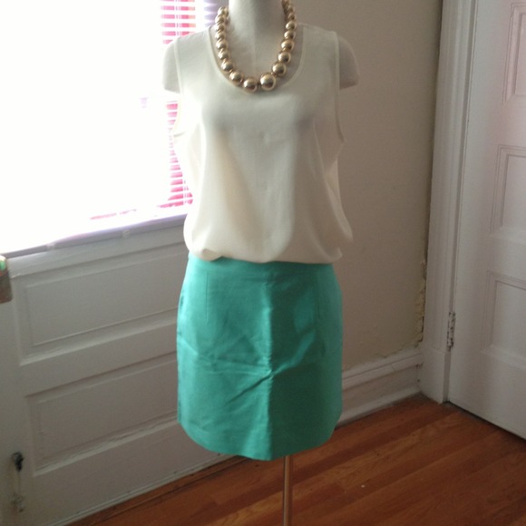 🚫Sold🚫J. crew Mint Mini skirt