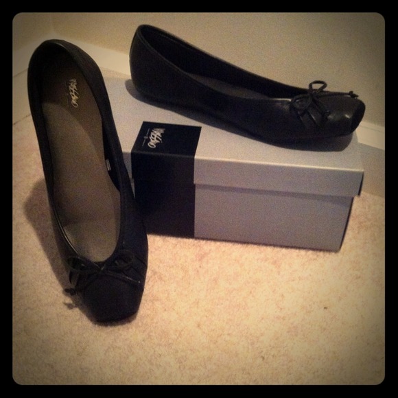 ⛔SOLD⛔ New! Black Ballet Flats