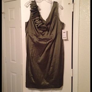 Green cocktail dress