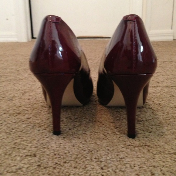 Shoes - Picture 3 of 3