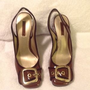 Brown patent sling back heel