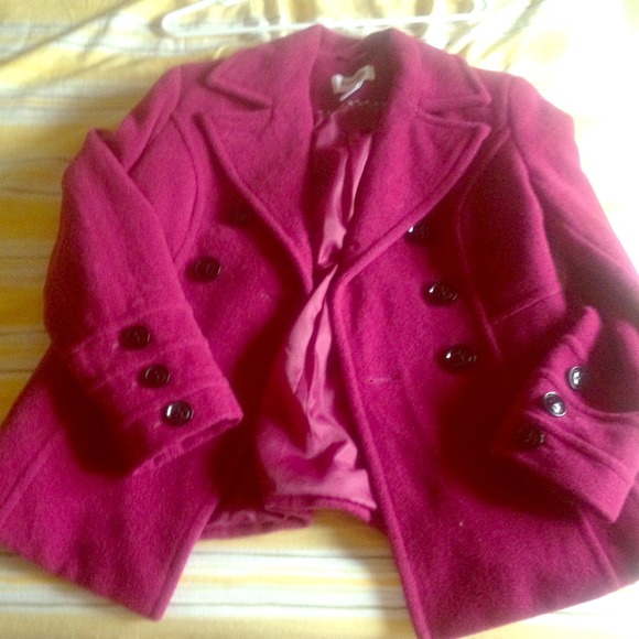 Wool Pea Coat in ver good condition. Almost new