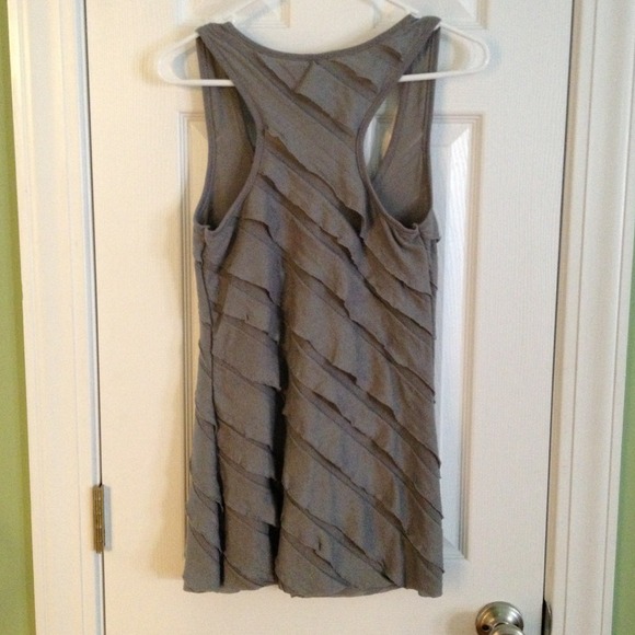!!!Reduced!!! Eyeshadow razor back tank top - Picture 2 of 4