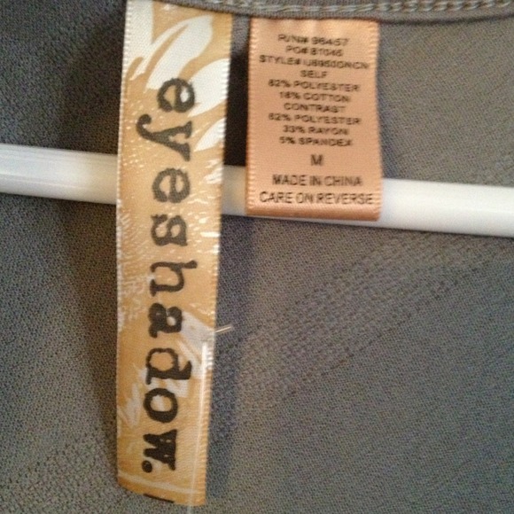 !!!Reduced!!! Eyeshadow razor back tank top - Picture 3 of 4