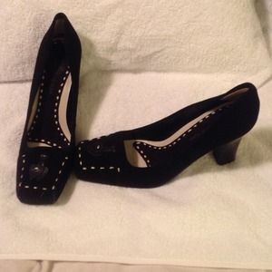 Blk suede heel
