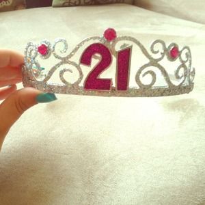 🎉MOVING SALE👑21st Birthday Crown