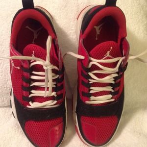 Men's Jordan gym shoes