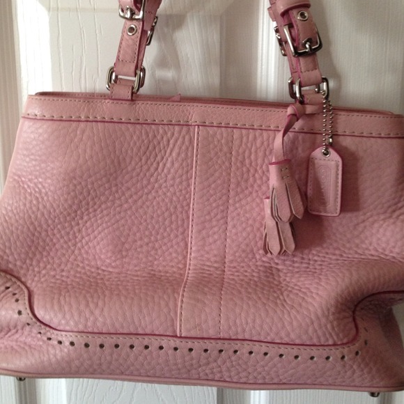 ❌Reserved❌Authentic Coach Handbag- baby pink
