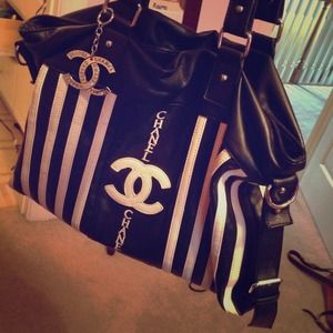 Gorg black and white CHANEL inspired handbag