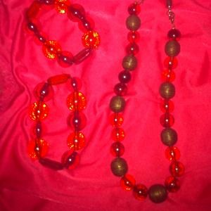 Necklace with two bracelets