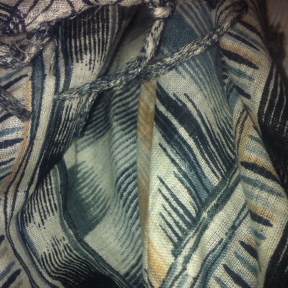 Scarf - Picture 2 of 2