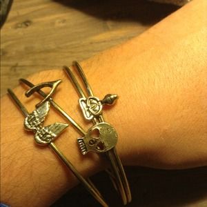 Fashion bracelets