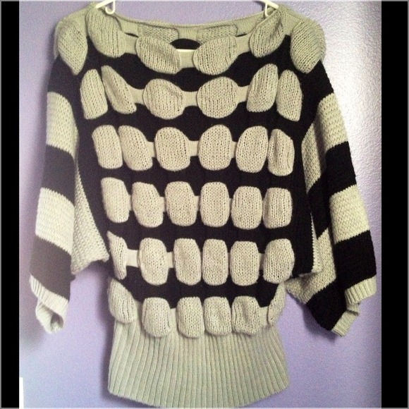 Grey & black polka dot/stripe sweater