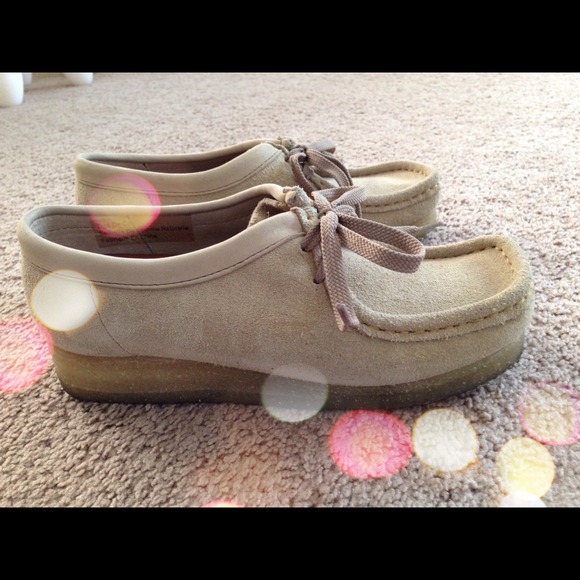 reduced price clarks shoes