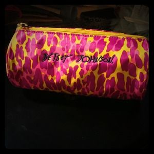 💥REDUCED Betsey Johnson Leopard Cosmetics Case💥