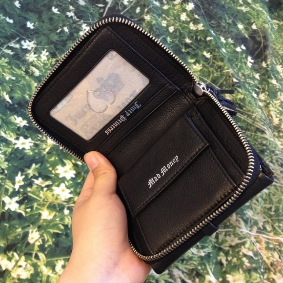 Juicy Couture Wallet - Picture 4 of 4