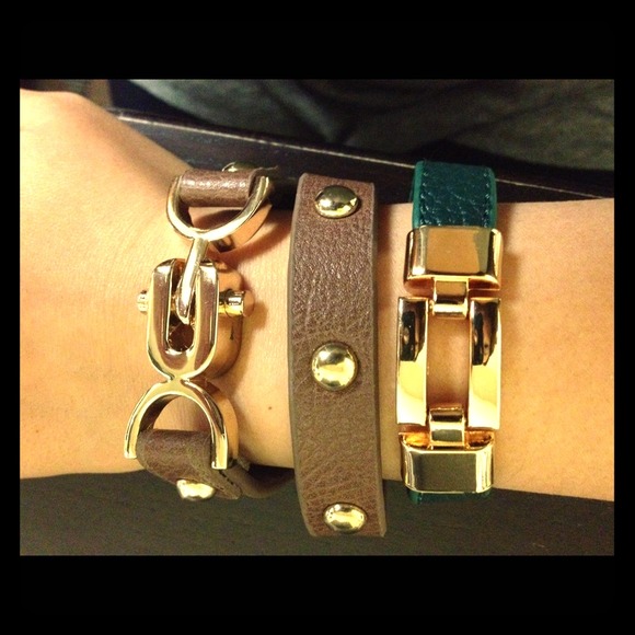 Double Wrapped Leather Hook Bracelet