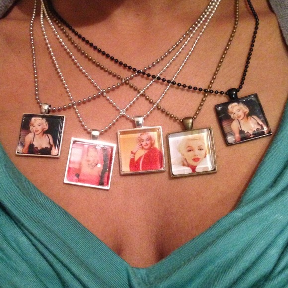 🎀Many faces of marilyn🎀