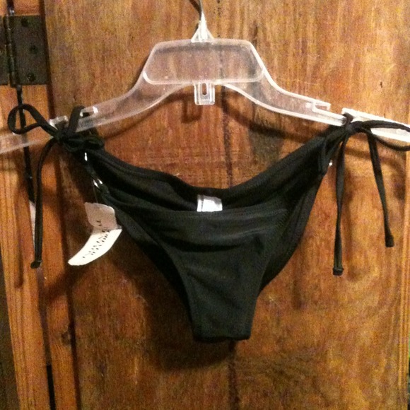⛔️⛔️SOLD 🚫🚫Bikini bottoms