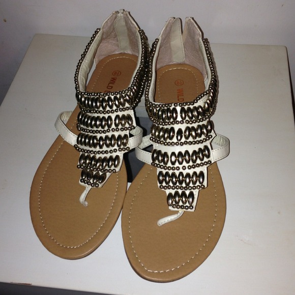 Sandles✨Reduced✨ - Picture 3 of 4