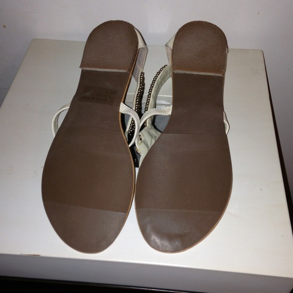 Sandles✨Reduced✨ - Picture 4 of 4