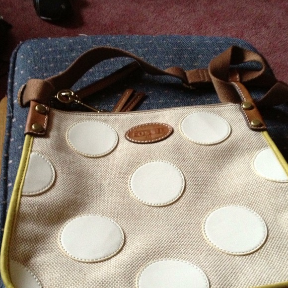 Fossil purse