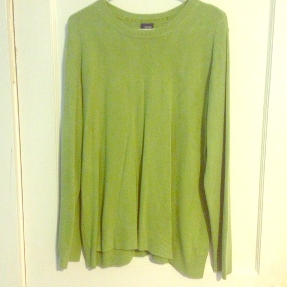 Basic Editions Sweater