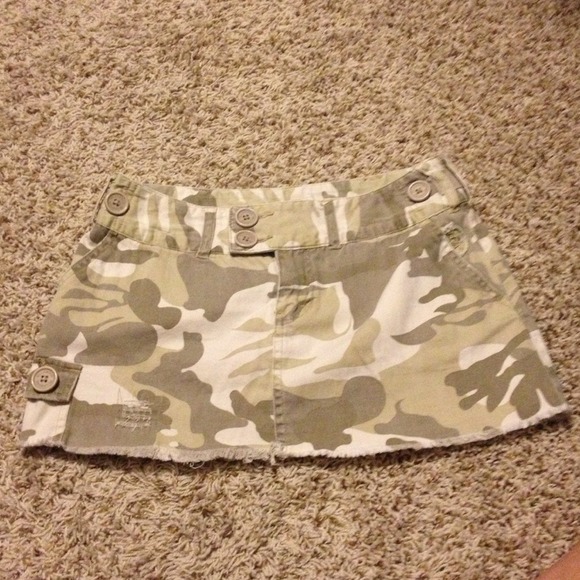 NWOT! Super cute and sexy camo mini skirt