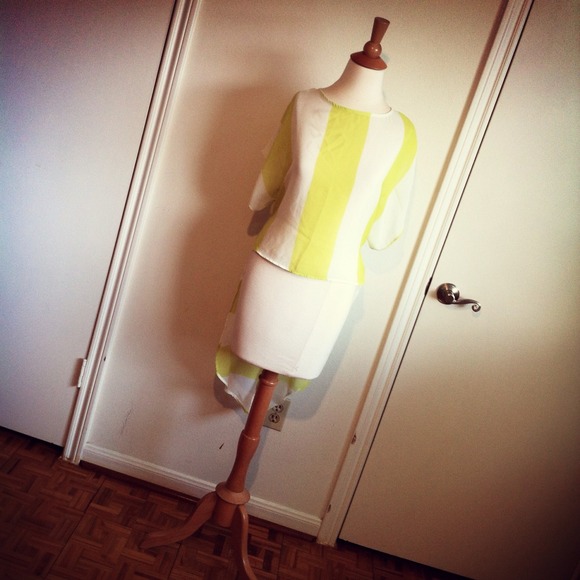 S O L D - Picture 2 of 4