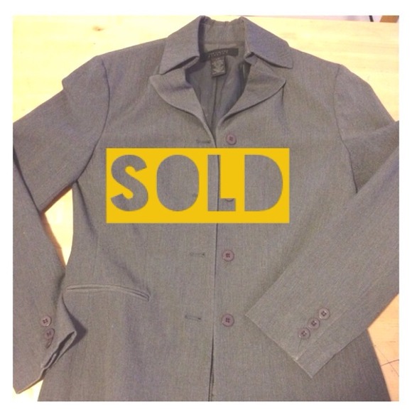 ❗REDUCED❗Grey blazer